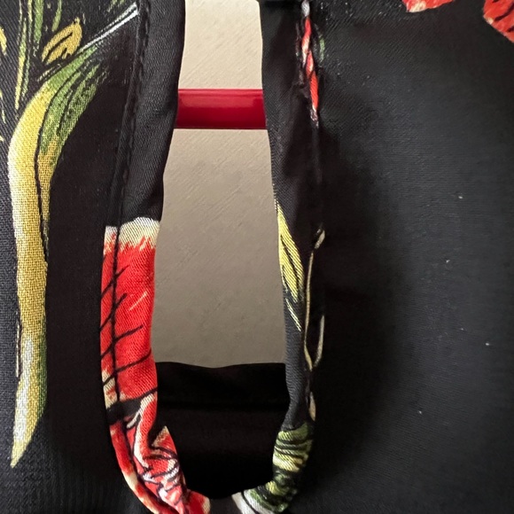 Massini Women’s Black Floral Blouse - Picture 5 of 8